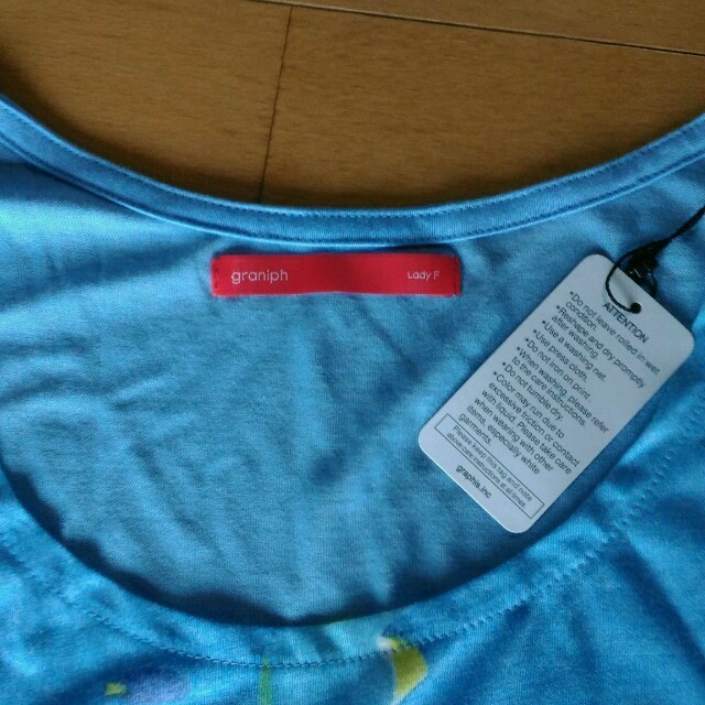 Design Tshirts Store graniph(グラニフ)の[新品未使用]　グラニフ　ワンピース レディースのトップス(Tシャツ(半袖/袖なし))の商品写真