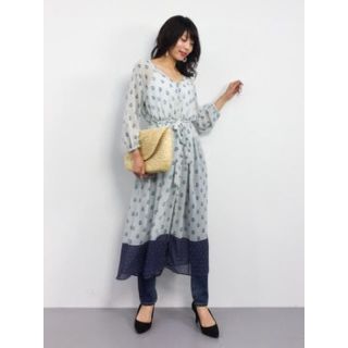 アズールバイマウジー(AZUL by moussy)のペイズリーガウン  アズールバイマウジー(カーディガン)