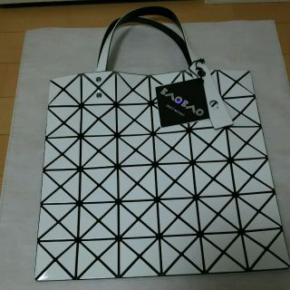 イッセイミヤケ(ISSEY MIYAKE)のバオバオ(トートバッグ)