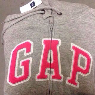 ギャップ(GAP)の限定値下げ♡GAPロゴパーカーL(パーカー)