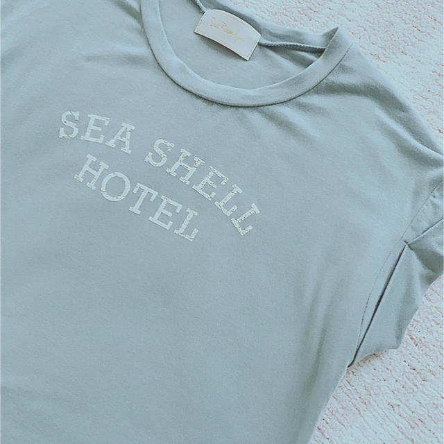 SeaRoomlynn(シールームリン)の♡美品♡Sea Roomlynn♡SEA SHELL HOTEL Tシャツ♡ レディースのトップス(Tシャツ(半袖/袖なし))の商品写真