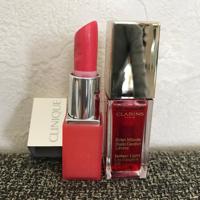 CLARINS(クラランス)のクラランス コンフォートオイル03 & クリニーク ポップシアーメロンドロップ コスメ/美容のベースメイク/化粧品(リップグロス)の商品写真