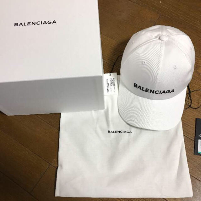 Balenciaga - BALENCIAGA バレンシアガ キャップ L58 新品未使用の通販
