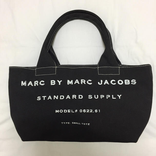 MARC BY MARC JACOBS スタンダードサプライ トートバッグ