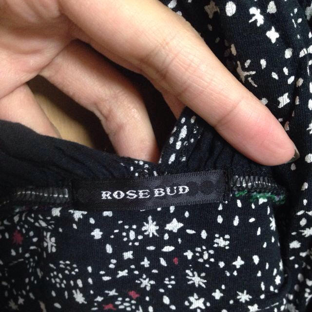 ROSE BUD(ローズバッド)の柄ものカットソー レディースのトップス(カットソー(半袖/袖なし))の商品写真