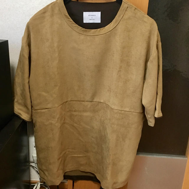 STUDIOUS(ステュディオス)の値下げ中 未使用品 STUDIOUS スエード調プルオーバー メンズのトップス(Tシャツ/カットソー(半袖/袖なし))の商品写真
