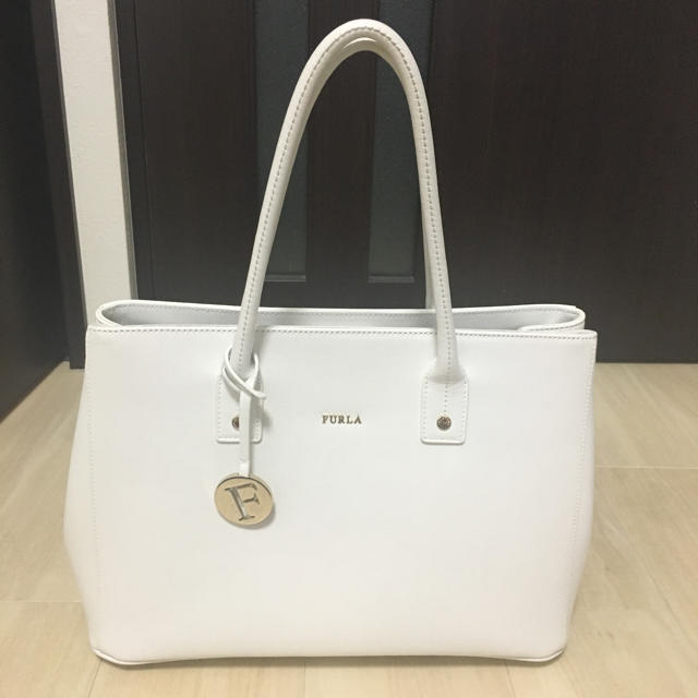 Furla(フルラ)のFURLA ハンドバッグ レディースのバッグ(ハンドバッグ)の商品写真