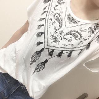 イーハイフンワールドギャラリー(E hyphen world gallery)の【ほぼ新品】E hyphen... Tシャツ(Tシャツ(半袖/袖なし))