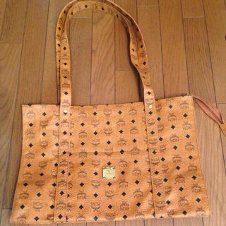 エムシーエム(MCM)のMCMショルダーバッグ(ショルダーバッグ)