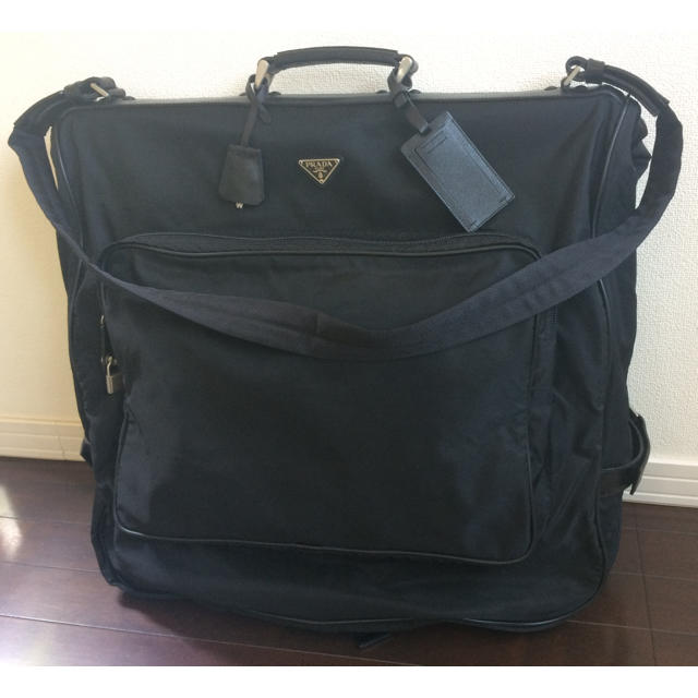 PRADA(プラダ)のPRADA プラダ ガーメントバック 美品 メンズのバッグ(トラベルバッグ/スーツケース)の商品写真