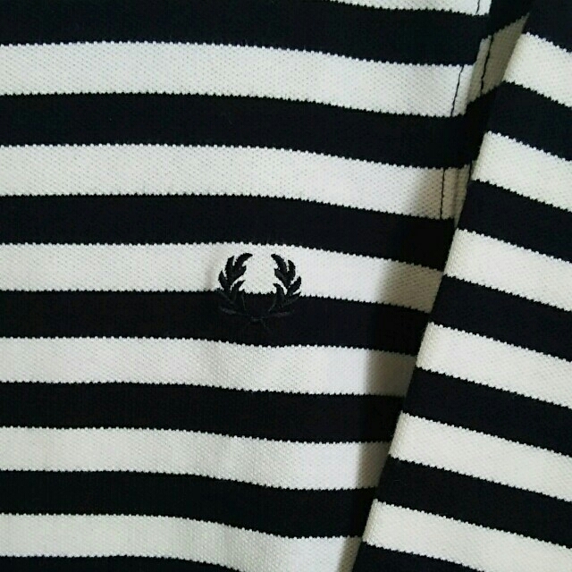 FRED PERRY(フレッドペリー)のtasukesan専用【未使用･美品】フレッドペリー ボーダーカットソー レディースのトップス(カットソー(長袖/七分))の商品写真