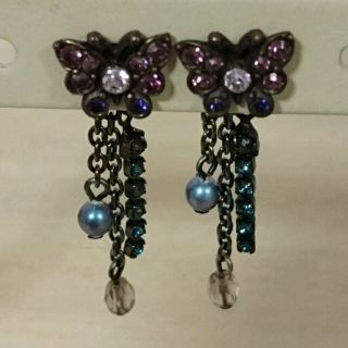 アナスイ(ANNA SUI)のアナスイピアス バタフライ パープルラインストーン刻印あり(ピアス)