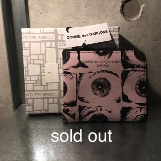 Supreme(折り財布)のフリマアイテム一覧 Supreme(折り財布)のフリマアイテム一覧