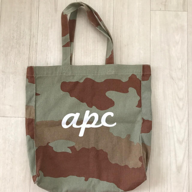 A.P.C(アーペーセー)のA.P.C.付録 トートバッグエコバッグ レディースのバッグ(トートバッグ)の商品写真
