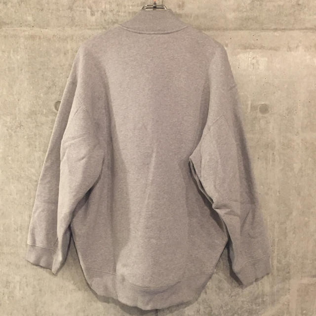 カラー ACNE studios アクネオーバーサイズ ロゴスウェットの通販 by