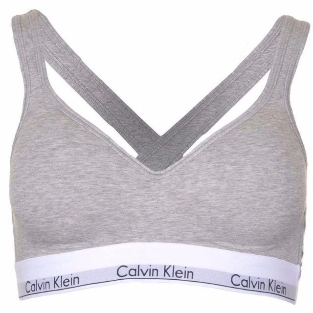 Calvin Klein(カルバンクライン)のaaaaa様専用 レディースの下着/アンダーウェア(ブラ)の商品写真