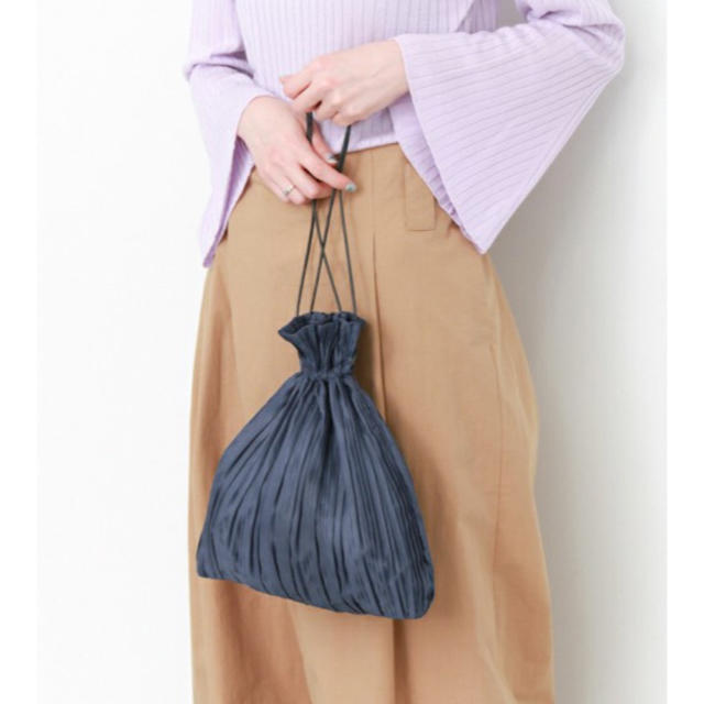 KBF(ケービーエフ)の完売商品 プリーツ巾着バッグ kastane JEANASIS mystic  レディースのバッグ(トートバッグ)の商品写真