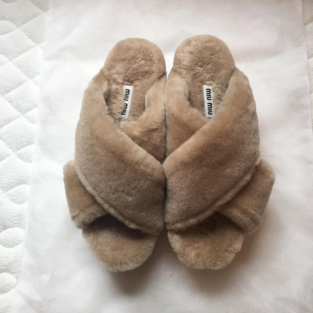 人気沸騰ブラドン
miumiu ファーサンダル miumiu - サンダル 人気沸騰ブラドン
miumiu ファーサンダル miumiu - サンダル