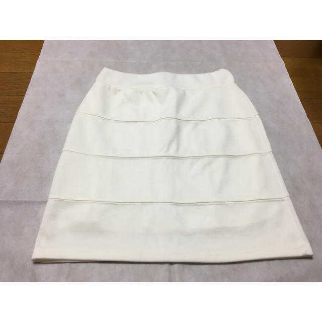 RESEXXY(リゼクシー)のTAXI/ タイトスカート(ホワイト) レディースのスカート(ミニスカート)の商品写真