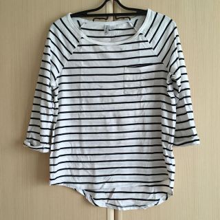 エイチアンドエム(H&M)のH&M エイチアンドエム ボーダー トップス Ｔシャツ(カットソー(半袖/袖なし))