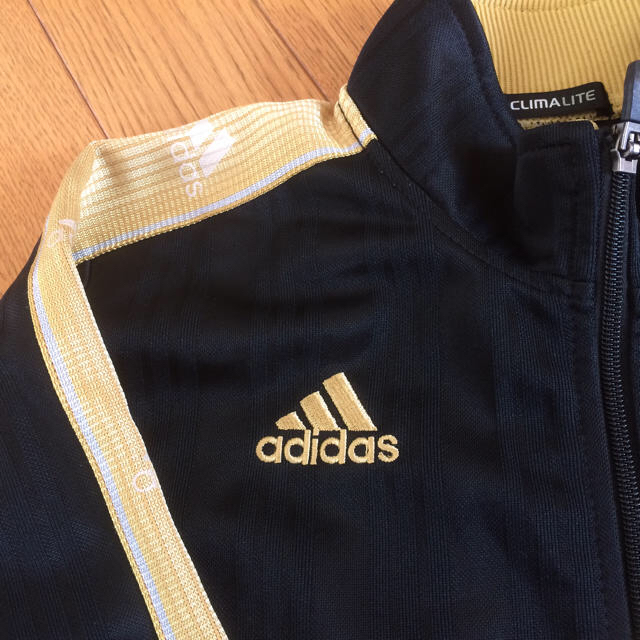 adidas(アディダス)のchico様専用♪ キッズ/ベビー/マタニティのキッズ服男の子用(90cm~)(ジャケット/上着)の商品写真