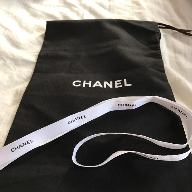 CHANEL(シャネル)のCHANELの巾着リボン レディースのバッグ(その他)の商品写真