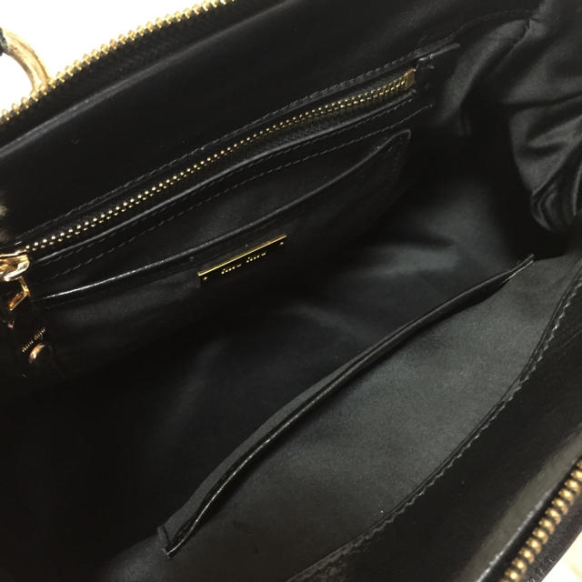 miumiu(ミュウミュウ)のMIU MIU ♡ バッグ レディースのバッグ(ハンドバッグ)の商品写真