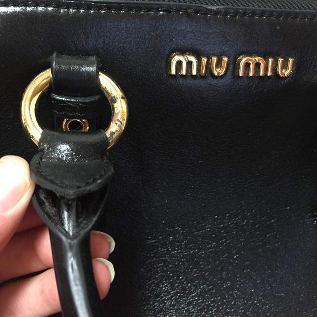 miumiu(ミュウミュウ)のMIU MIU ♡ バッグ レディースのバッグ(ハンドバッグ)の商品写真