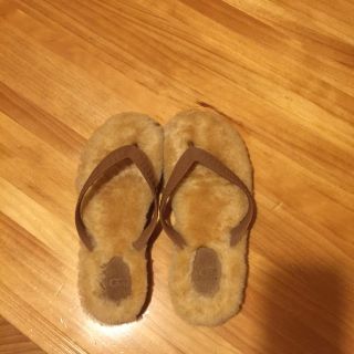 アグ(UGG)のUGGムートンサンダル(サンダル)