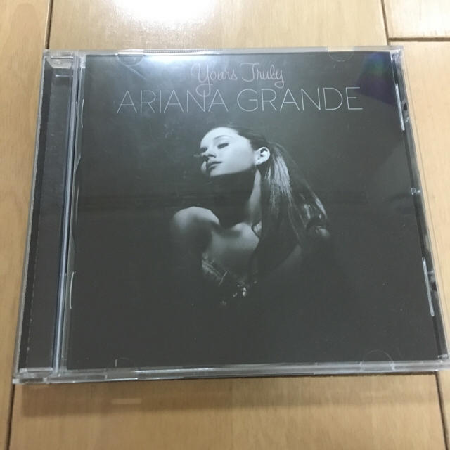 ariana grande💐アルバム エンタメ/ホビーのCD(ポップス/ロック(洋楽))の商品写真