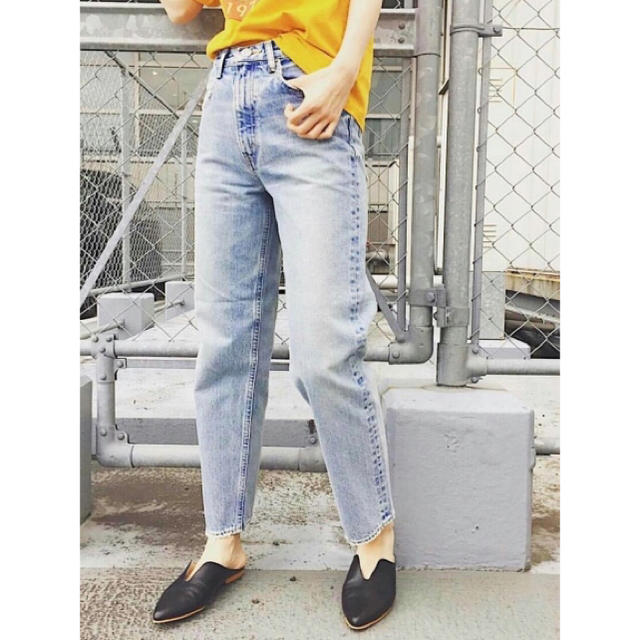 moussy(マウジー)のMOUSSY MV JW Tapered 新作 ほぼ新品 レディースのパンツ(デニム/ジーンズ)の商品写真