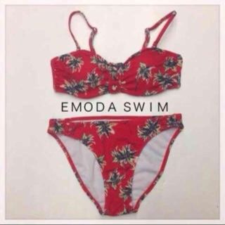 エモダ(EMODA)のEMODA  リーフ柄ビキニ①(水着)