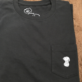 ユニクロ(UNIQLO)のKAWS×PEANUTSコラボTシャツ(Tシャツ/カットソー(半袖/袖なし))