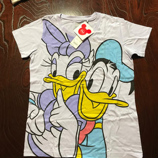 ディズニー(Disney)のデイジー ドナルド パープル Tシャツ 新品(Tシャツ(半袖/袖なし))