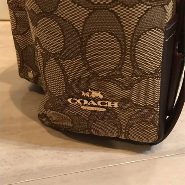 COACH(コーチ)のミュウミュウ様専用 COACHコーチブティックライン現行品シグネチャーリュック レディースのバッグ(リュック/バックパック)の商品写真