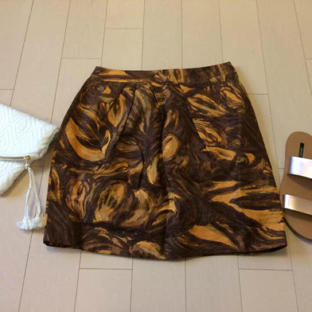 TOMORROWLAND(トゥモローランド)のトゥモローランド ボールジィー スカート レディースのスカート(ミニスカート)の商品写真
