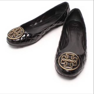 トリーバーチ(Tory Burch)の トリーバーチ フラット シューズ 9M 約26㎝ ブラック パンプス(バレエシューズ)