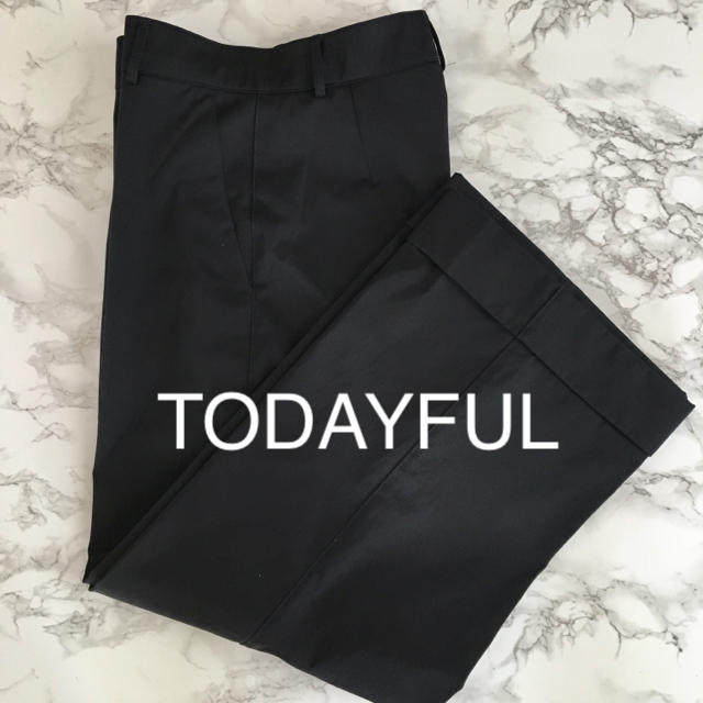 TODAYFUL(トゥデイフル)のTODAYFUL【値下げ】センタープレスワイドパンツ  レディースのパンツ(その他)の商品写真