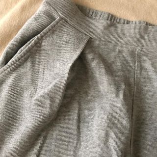 ザラ(ZARA)のお値下げ☺︎2980→2500【KOE】ガウチョパンツ スカンツ(ハーフパンツ)