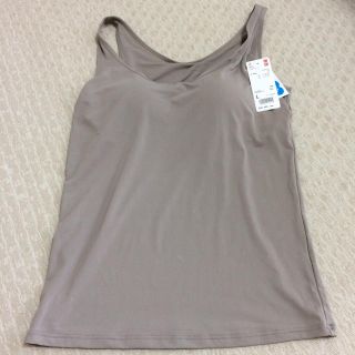 ユニクロ(UNIQLO)のエアリズムブラトップ★新品タグ付き(タンクトップ)