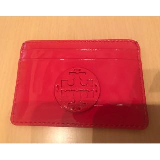 トリーバーチ(Tory Burch)のharu❤︎様専用 新品未使用トリーバーチ 定期入れ レッド(名刺入れ/定期入れ)