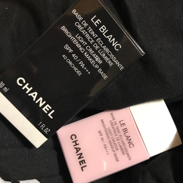 CHANEL(シャネル)のCHANELベース⭐️取置き中 コスメ/美容のベースメイク/化粧品(化粧下地)の商品写真