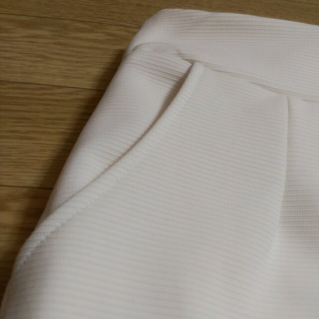INGNI(イング)の今期新品　白タイトスカート♡ レディースのスカート(ミニスカート)の商品写真
