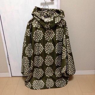 マリメッコ(marimekko)のmarimekkoポンチョ風レインコート(ポンチョ)