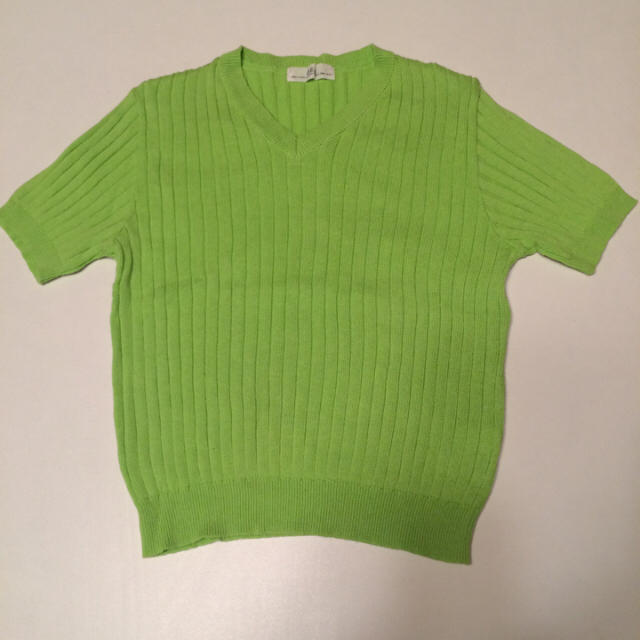 ZARA(ザラ)のOEMの鮮やかなグリーンのカットソー レディースのトップス(カットソー(半袖/袖なし))の商品写真