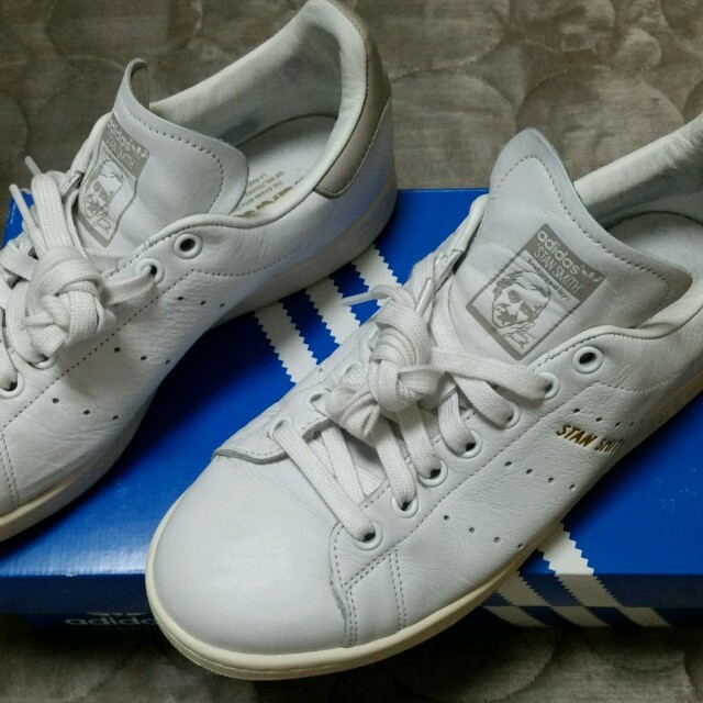 adidas(アディダス)のadidas　スタンスミス　グレー メンズの靴/シューズ(スニーカー)の商品写真