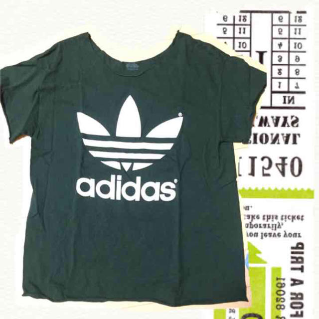 adidas(アディダス)のアディダス♡リメイクTシャツ レディースのトップス(Tシャツ(半袖/袖なし))の商品写真