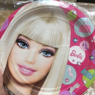 バービー(Barbie)の新品未使用♡Birbieの紙皿(テーブル用品)