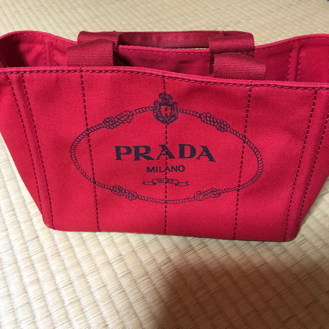 PRADA(プラダ)の６月25日まで値引き即決出来る方歓迎‼️ レディースのバッグ(トートバッグ)の商品写真