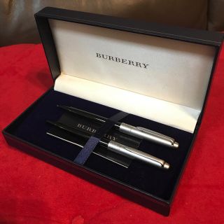 バーバリー(BURBERRY)のBurberry☆ペンセット 未使用品☆(ペン/マーカー)